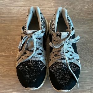 Adidas x Stella McCartney Ultraboosts. Size 6.5.